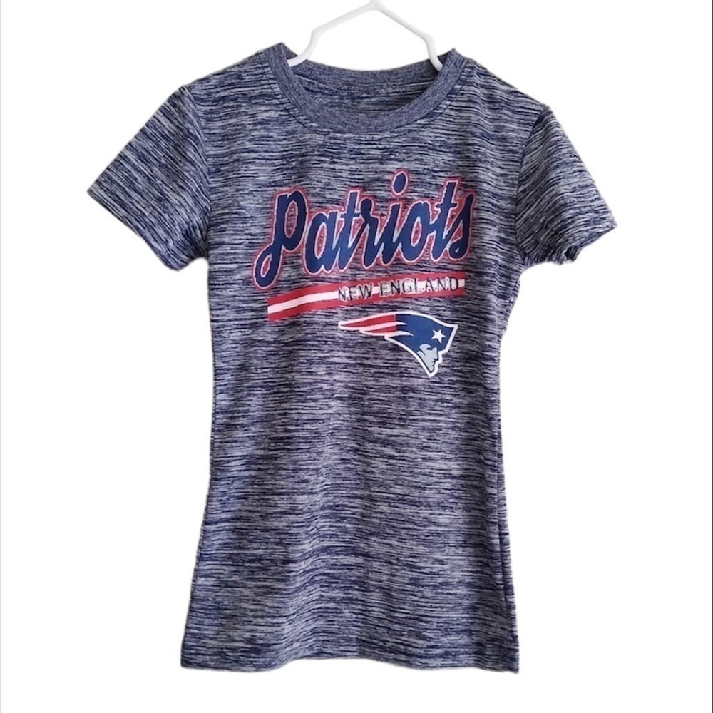 NFL New England Patriots Blue Heathered Short Sleeve Tee with Red & White Logo